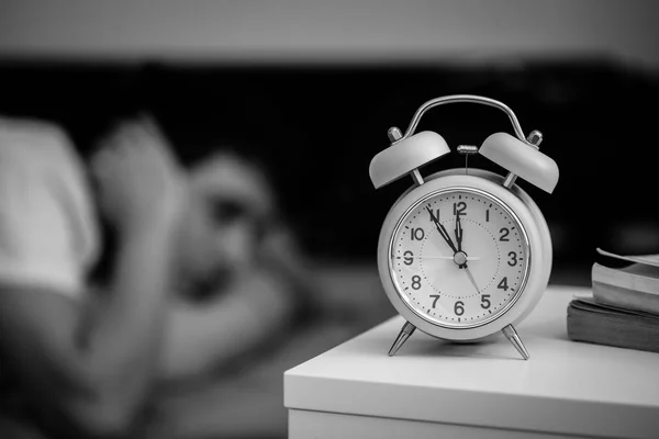 White Alarm Clock Bedside Table Young Tries Sleep Background Insomnia — Stock Photo, Image