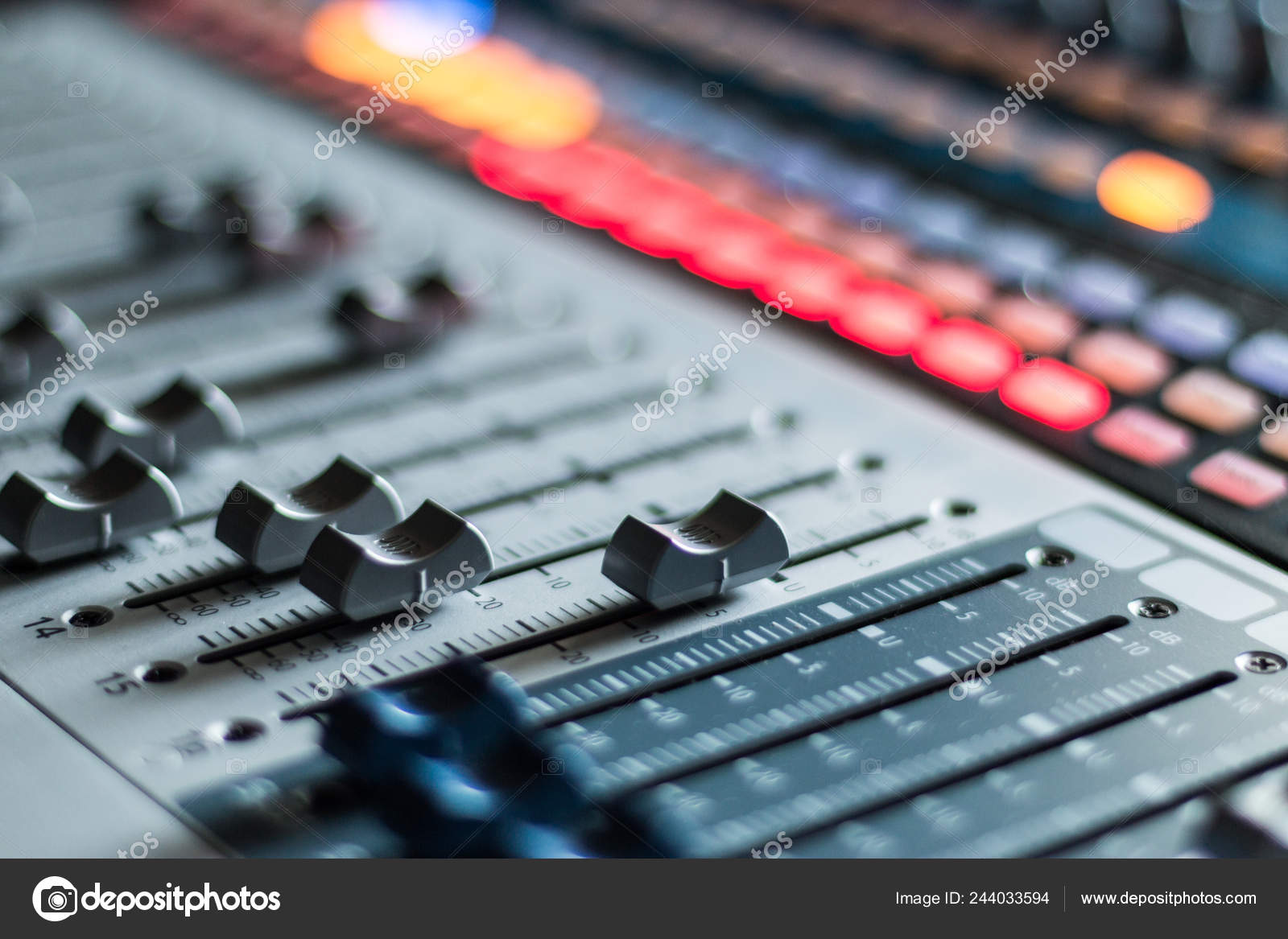 Professional Music Production Sound Recording Studio Mixer Desk