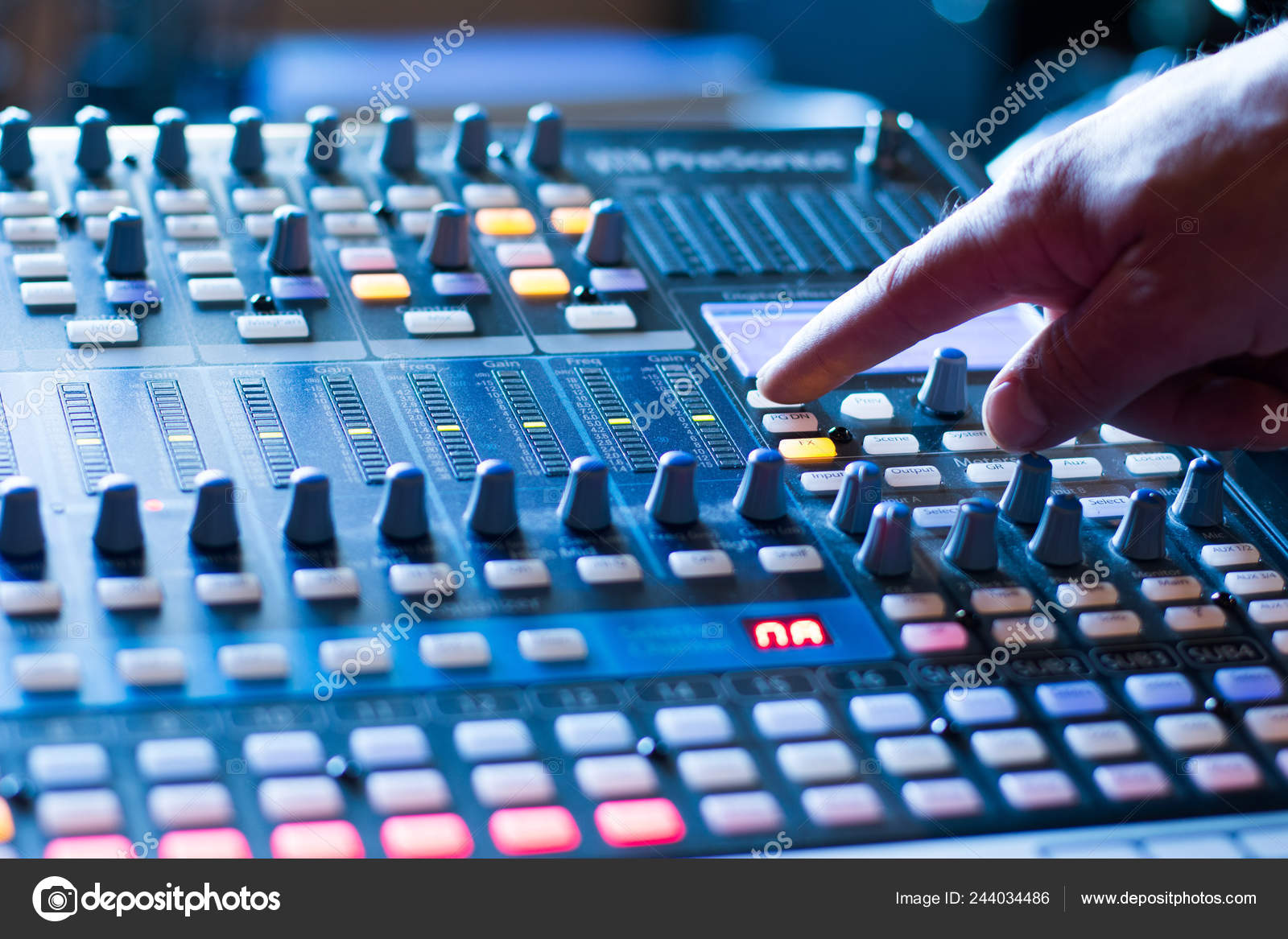 Professional Music Production Sound Recording Studio Mixer Desk