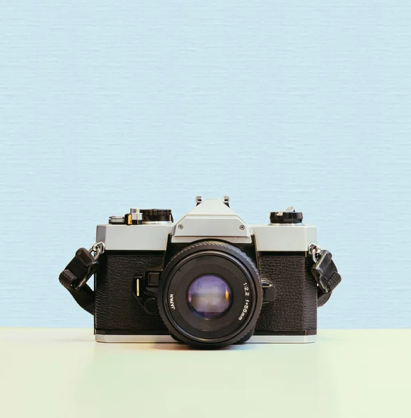 Retro Vintage Câmera Fotografia Fundo Cor Azul — Fotografia de Stock