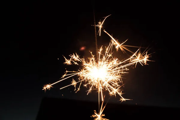 Різдво Sparkler Чорному Тлі Іскри — стокове фото