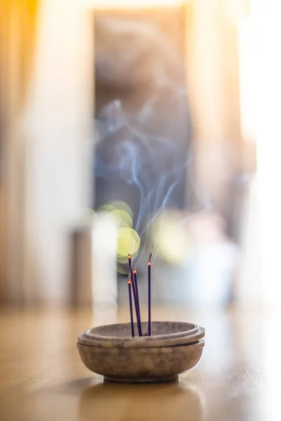 Joss Ragaszkodik Tál Dohányzás Dohányzás Illatú Otthon Feng Shui Másolja — Stock Fotó