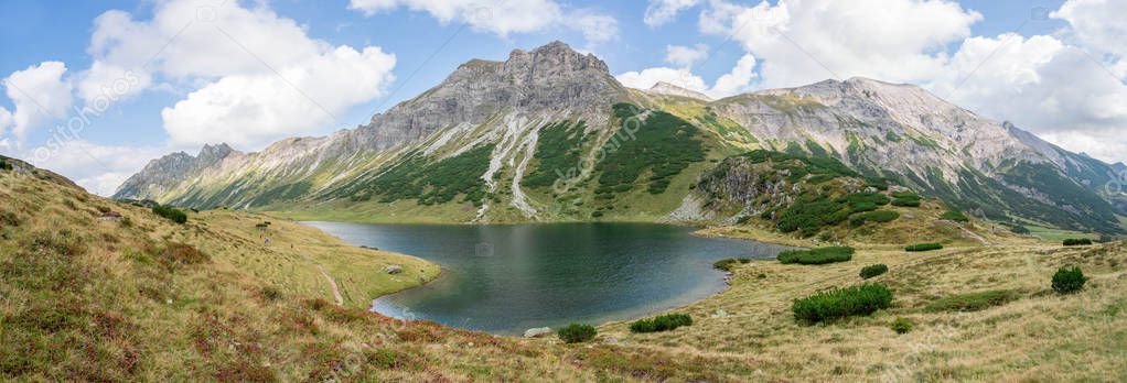 Beautiful and idyllic mountain landscape scenery: Mountain range