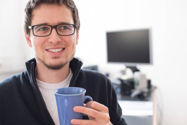 Sabahları kahve serbest meslek