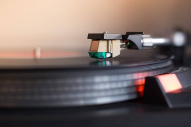 Retro müzik oynama: profesyonel dönüş mümkün ses vinil kayıt m
