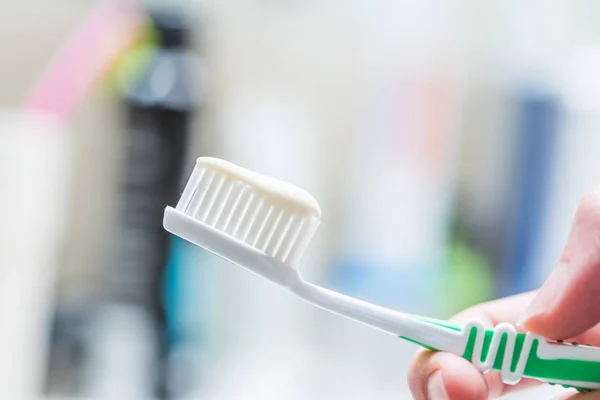 Brushing the teeth: Toothbrush in the bathroom