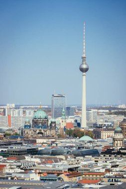 Katedral ve Tv kulesi ile Berlin silueti, Almanya