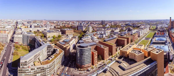 Bir yaz gününde Berlin Silueti, Almanya