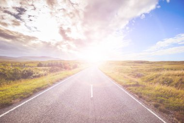 Gezi veya macera: İskoçya'da terk edilmiş, pastoral yol, Isle of 