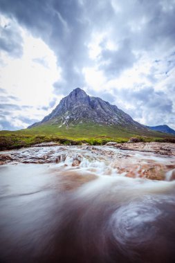 Glen Coe, İskoç güzel nehir dağ manzara manzara