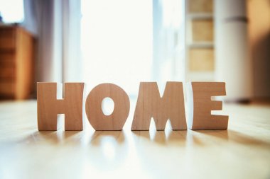 Yeni Ev: Katta Ev Mektupları