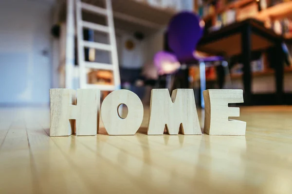 Nuova casa: HOME Lettere a terra — Foto Stock