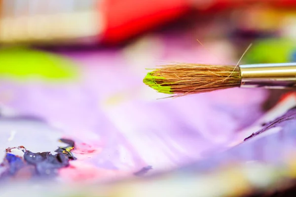 Painting artwork: paint brushes on painting background — Stock Photo, Image