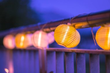 Gece Lampions: Yaz aylarında Bahçe partisi