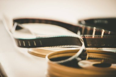 Sinema filmi reel veya film şeridi, resmi yakın
