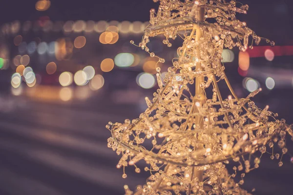 Zbliżenie Świąteczna Ozdoba Oświetlenie Przed Centrum Handlowym Rozmyte — Zdjęcie stockowe