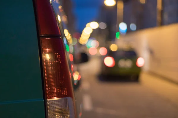 Verwischtes Auto Auf Der Straße Der Stadt — Stockfoto