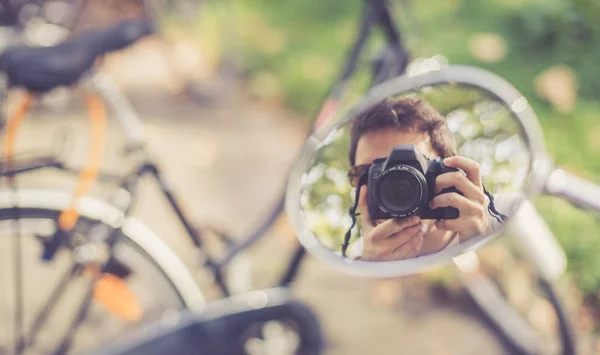 Photographer Taking Photo Bicycle Mirror — Stock Photo, Image