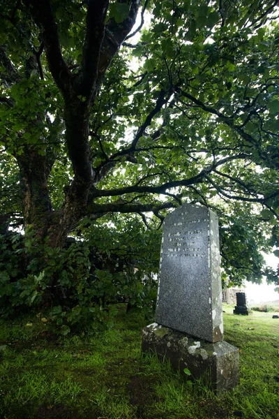 Oude Grafsteen Kerkhof Close — Stockfoto