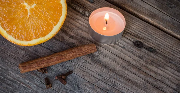 Orange Cinnamon Stick Candle Background Close — Stock Photo, Image