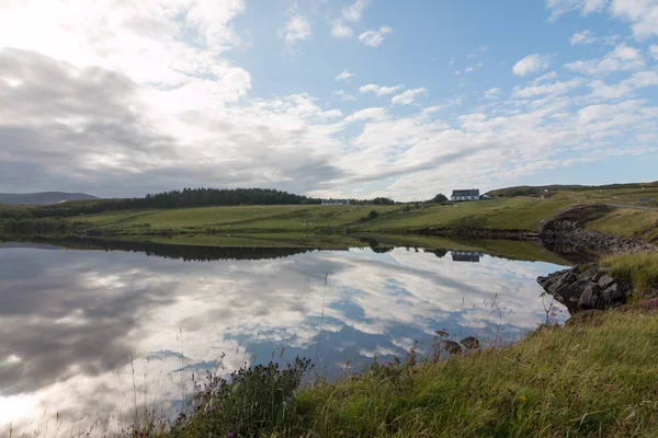 Krásné Jezero Horách Pozadí — Stock fotografie