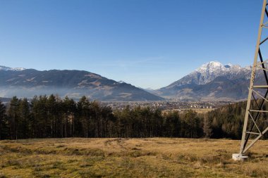 güzel sonbahar dağ manzarası