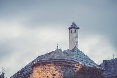 Avusturya, Salzburg 'daki Mllner Kilisesi. Mavi gökyüzü