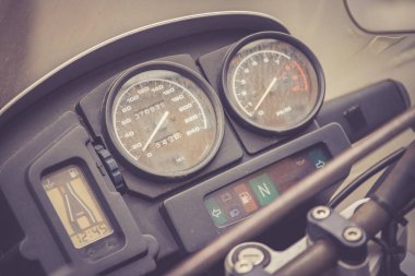 Motosikletin ayrıntıları arka planda, kapat