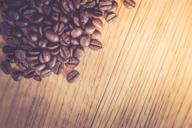 Kavrulmuş kahve çekirdekleri.