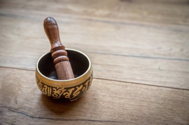 Sopa zil ile şarkı kase