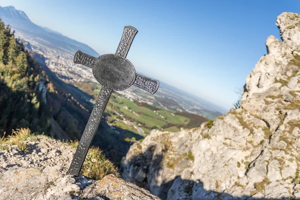 Montagna Con Vista Sulla Croce — Foto Stock