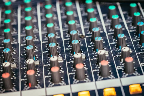 Close Professional Recording Mixer Desk — Stock Photo, Image