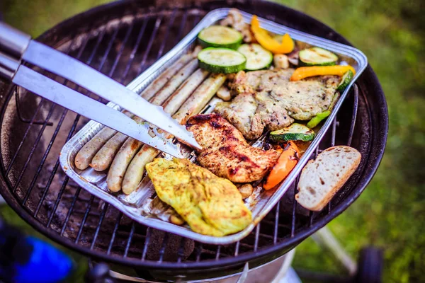 Sortiment Färska Friska Grönsaker Och Kött Bbq Grillning — Stockfoto