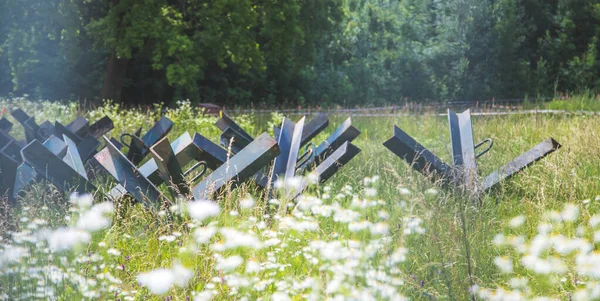 Abandoned Iron Tank Barrier Feral Field — Stock Photo, Image