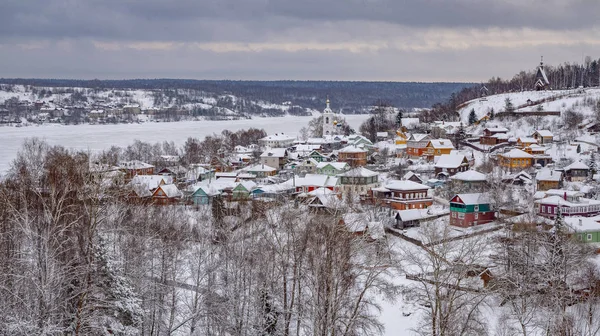 Oude Russische Stad Van Pljos Rechtenvrije Stockafbeeldingen