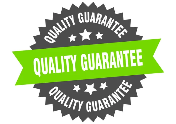 Sinal de garantia de qualidade. garantia de qualidade verde-preto etiqueta faixa circular —  Vetores de Stock