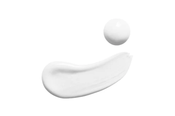 Beyaz kozmetik Bb, Cc krem beyaz arka plan üzerinde izole. Makyaj swatch, smear, kaydırma, leke, damla, farklı şekiller ayarlayın. Sıvı temel dokusu.