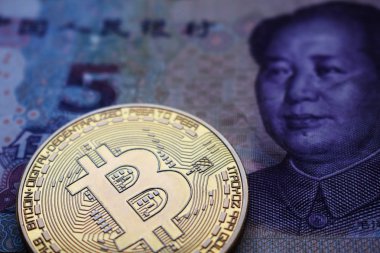 Bitcoin altın sikke Çin Yuan banknot üzerinde
