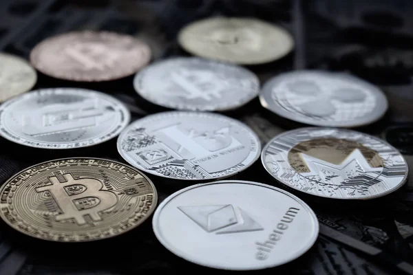 Bize dolar ve cryptocurrency: Bitcoin, Ethereum, Monero, Litecoin, dalgalanma