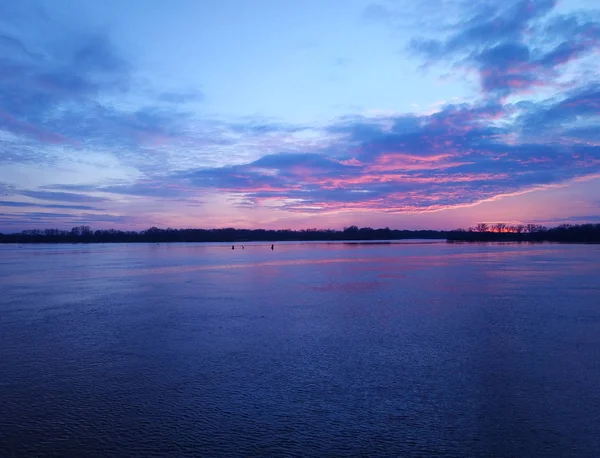 View of the river and the sunset. Dnieper River, Ukraine. — Stock Photo, Image
