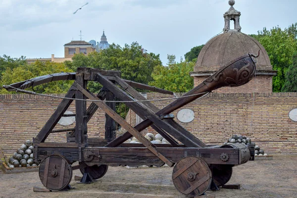 Sant'Angelo Kalesi İtalya Roma mancınık