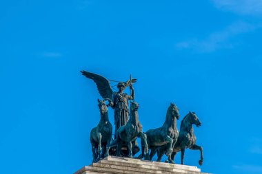 Quadriga Anıtı Vittorio Emanuele, Altare della Patria, Piazza Venezia, Roma İtalya üstüne