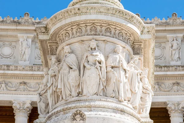 Estatuas Murales Debajo Estatua Ecuestre Vittorio Emanuele Altare Della Patria —  Fotos de Stock