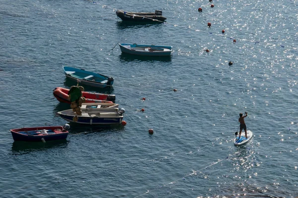 Barcos Veleros Puerto Riomaggiore Cinque Terre Spezia Italia — Foto de Stock