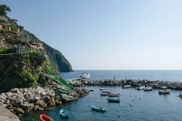 Boats Sailing Ships Port Riomaggiore Cinque Terre Spezia Italy Stock Image