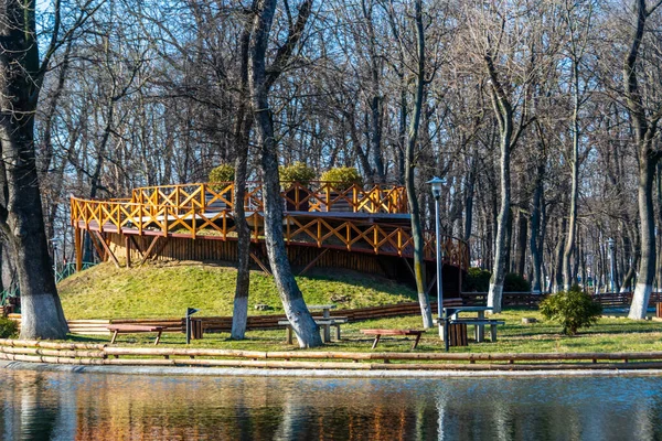 Lago Recreativo Parque Romano Que Refleja Los Colores Del Otoño — Foto de Stock