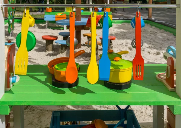 Водяные Играют Кухонную Утварь Посуду Раскрашенную Яркие Цвета Оборудование Детской — стоковое фото