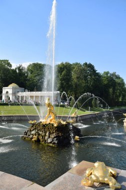 Jaws bir lio Peterhof, Rusya Federasyonu, yırtılma Samson altın anıt