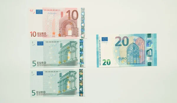 Európai Pénz Bankjegyei Fehér Háttérrel Rendelkeznek — Stock Fotó