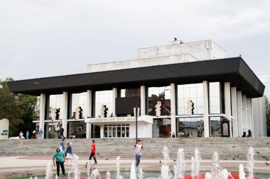 28 Ağustos 2020, Rusya, Vladimir, Dvoryanskaya Caddesi 'ndeki Akademik Tiyatro Tiyatrosu